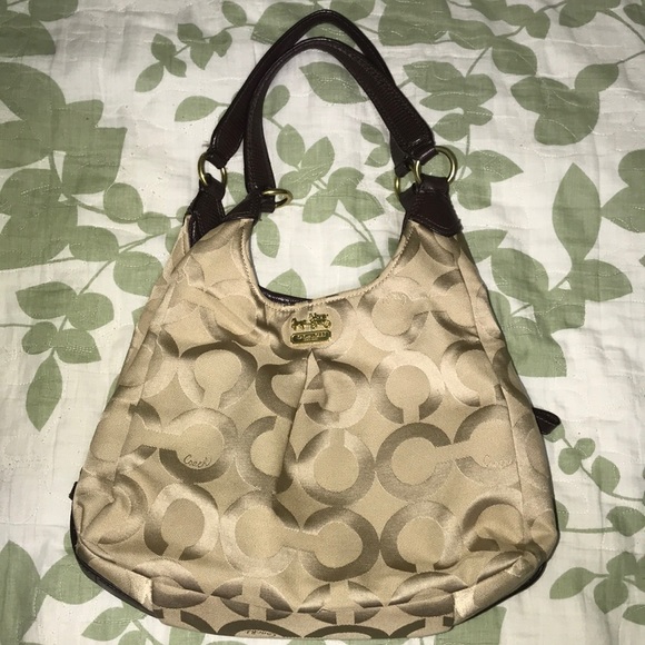 Coach-Purse - Picture 1 of 13